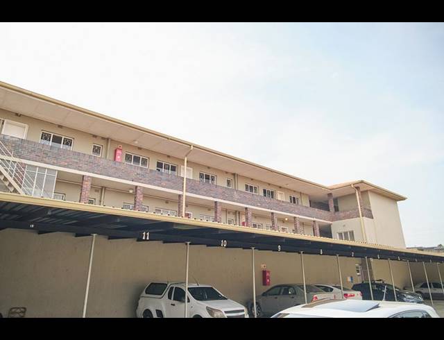 2 BEDROOM PROPERTY TO RENT IN FLORIDA LAKE